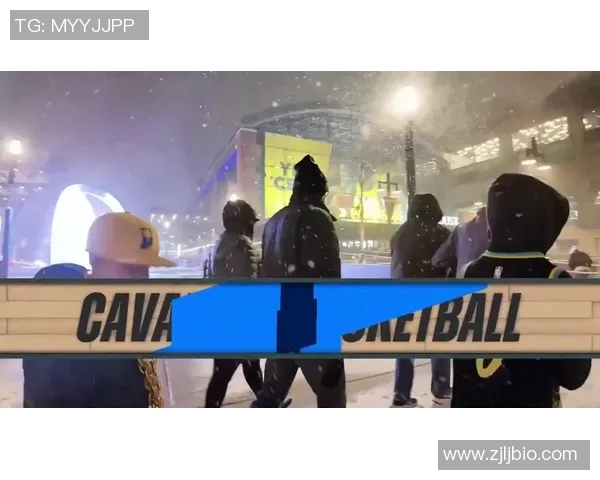 终抵千胜还是创队史最长连败?西亚卡姆9分,赫夫13分,步行者60-53领先骑士